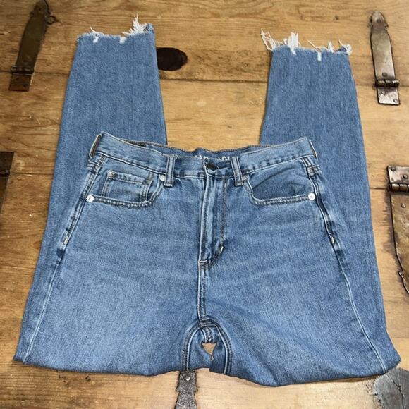 American Eagle Denim Distressed Mom Jeans Size 2 - Picture 2 of 13